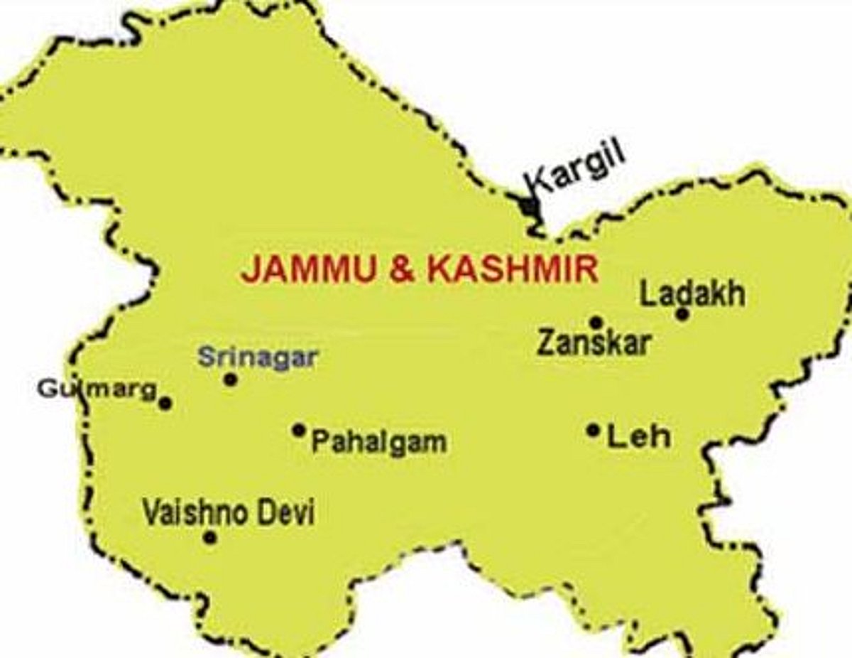 இந்த நாளில் அன்று(06.05.1964)ஷேக் அப்துல்லாவுக்கு, பாகிஸ்தான் ஜனாதிபதி அயூப் கான் திடீர் கடிதம் - பாகிஸ்தானுடன் கலக்காமல் காஷ்மீர் பிரச்னையை பைசல் செய்யக்கூடாது என்று வலியுறுத்தல்